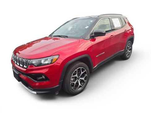 Used 2025 Jeep Compass Limited AWD/4WD image 8