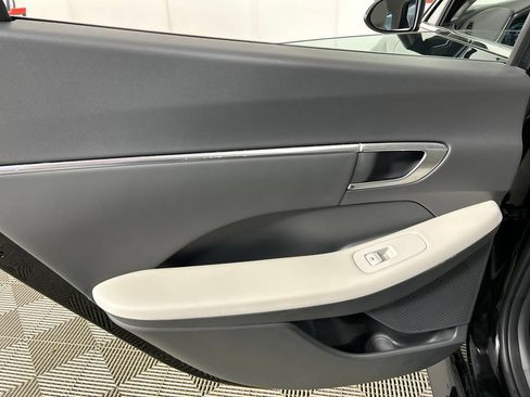 Used 2023 Hyundai Sonata SEL FWD image 16