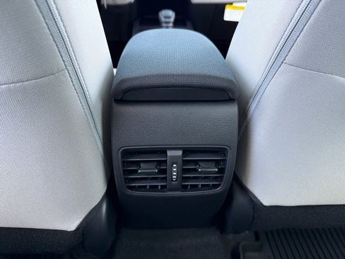 New 2026 Toyota Corolla Cross L image 31