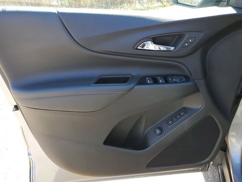 Certified 2024 Chevrolet Equinox Premier image 20
