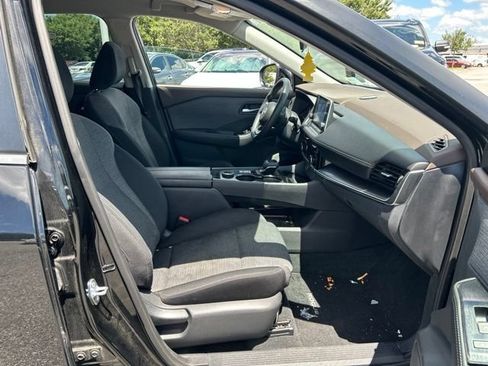 Used 2022 Nissan Rogue SV AWD/4WD image 11