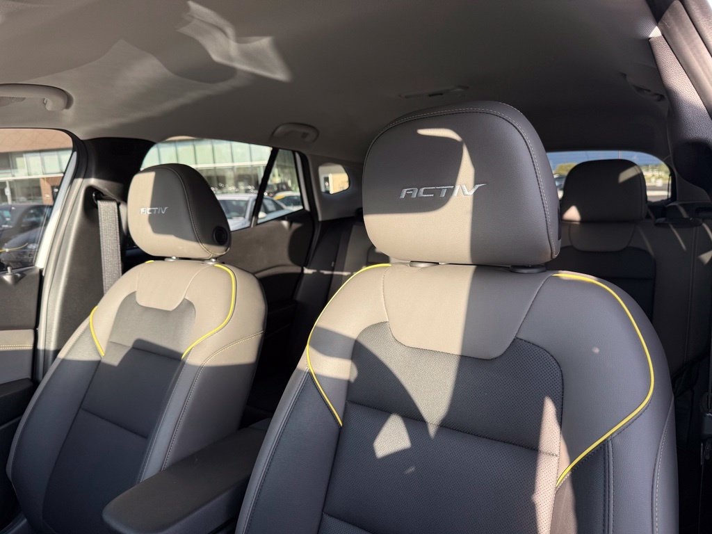 Used 2026 Chevrolet Trax ACTIV FWD image 23