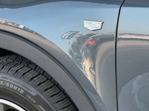 Used 2019 Cadillac XT4 Sport w/ Cold Weather Package FWD image 5