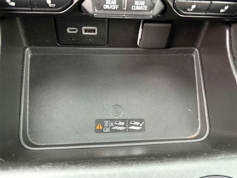 Used 2021 Chevrolet Tahoe LT image 25