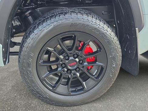 Used 2024 Toyota Tundra SR5 w/ SR5 Convenience Package image 31