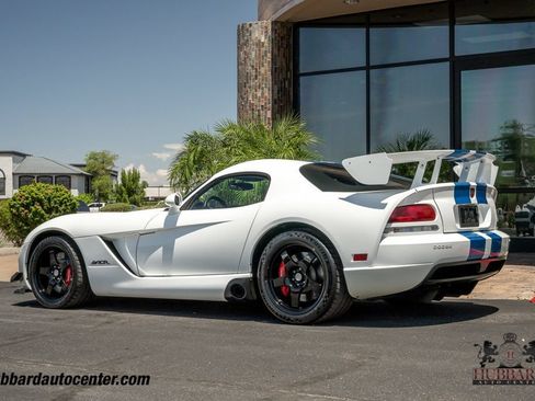 Used 2009 Dodge Viper ACR RWD image 6