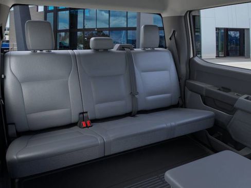 New 2026 Ford F550 4x4 Crew Cab image 4