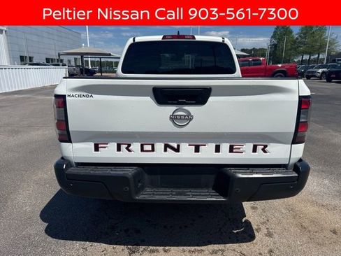 Used 2024 Nissan Frontier S w/ Technology Package image 4