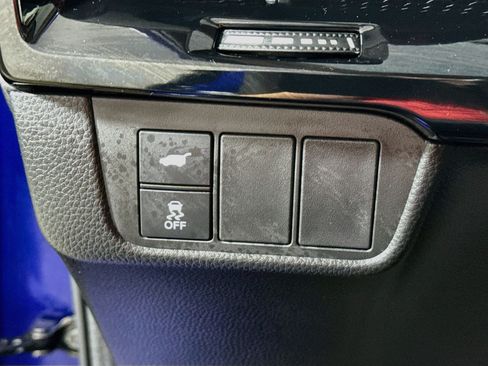 Used 2025 Honda CR-V EX-L image 13