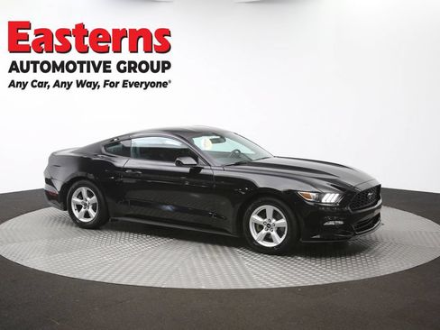 Used 2017 Ford Mustang Coupe RWD image 44