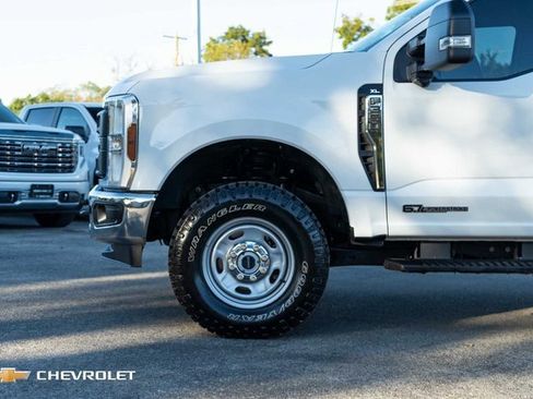 Used 2024 Ford F350 XL w/ 360-Degree Camera Package image 9