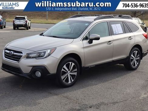 Used 2019 Subaru Outback 2.5i Limited image 4
