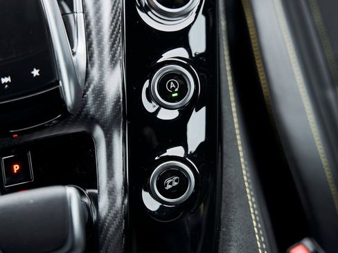 Used 2019 Mercedes-Benz AMG GT R image 75