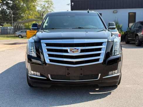 Used 2016 Cadillac Escalade ESV Premium AWD/4WD image 4