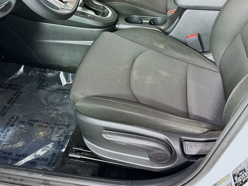 Used 2023 Kia Forte LXS image 26