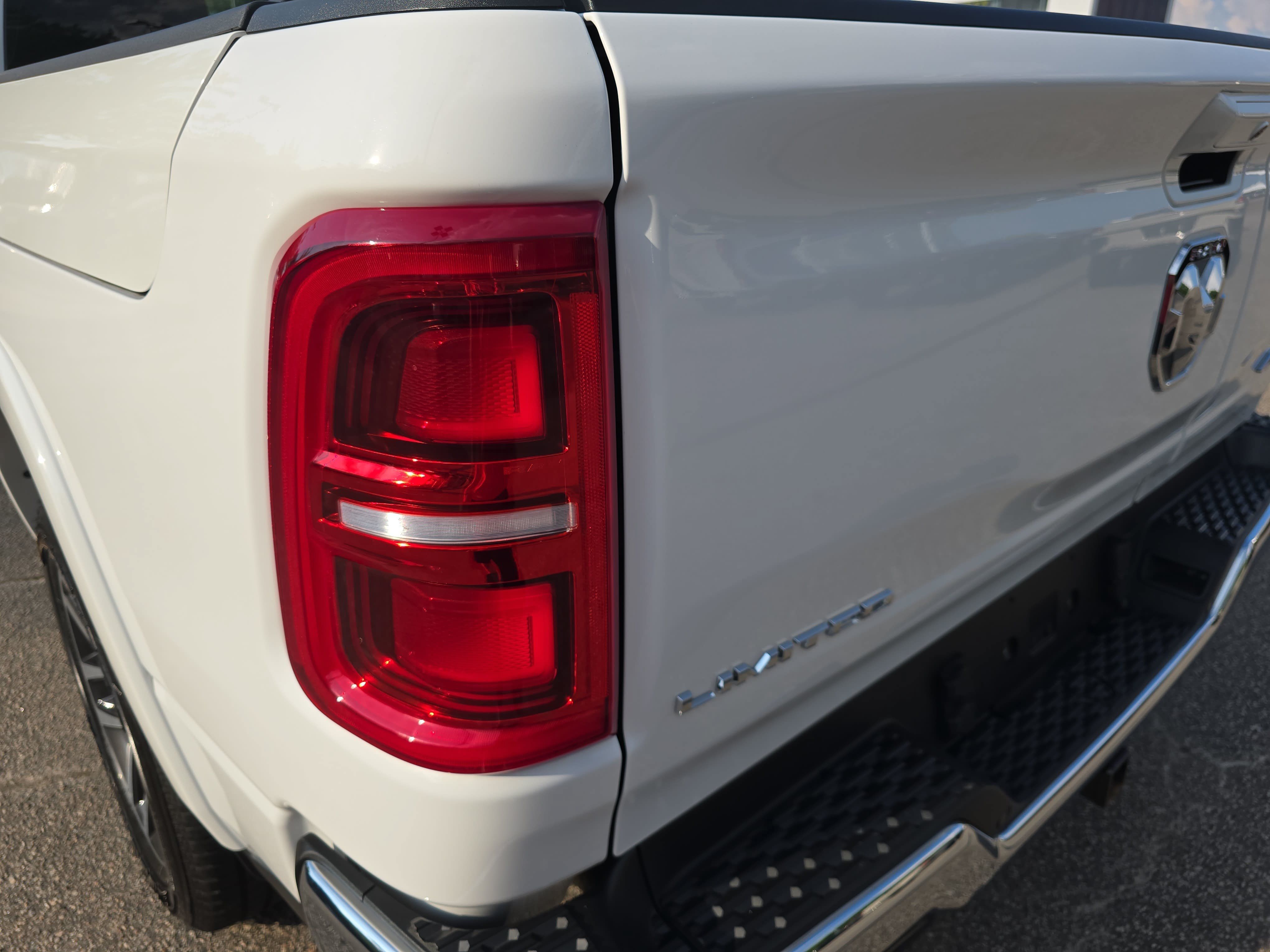 Used 2025 RAM 1500 Limited AWD/4WD image 34