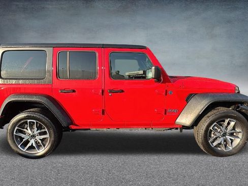 Used 2025 Jeep Wrangler Unlimited Sport S 4xe w/ Convenience Group AWD/4WD image 30
