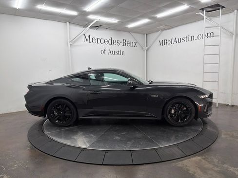 Used 2024 Ford Mustang GT RWD image 8