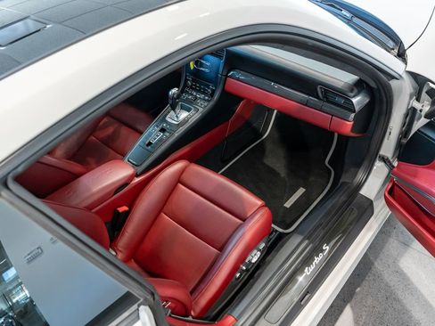 Certified 2019 Porsche 911 Turbo S AWD/4WD image 25