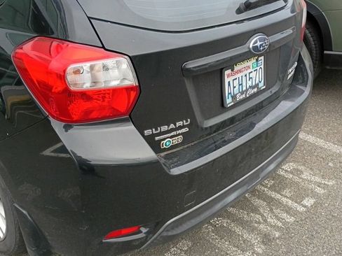 Used 2012 Subaru Impreza 2.0i Premium image 6