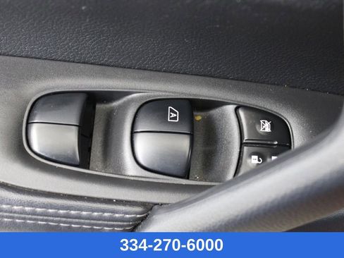 Used 2022 Nissan Rogue Sport SL image 17