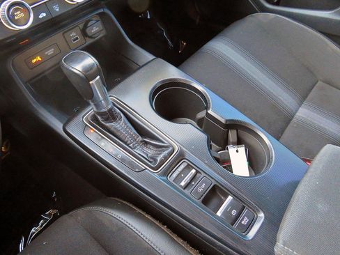 Used 2022 Honda Civic Sport image 26