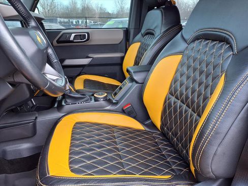 Used 2021 Ford Bronco Wildtrak image 3