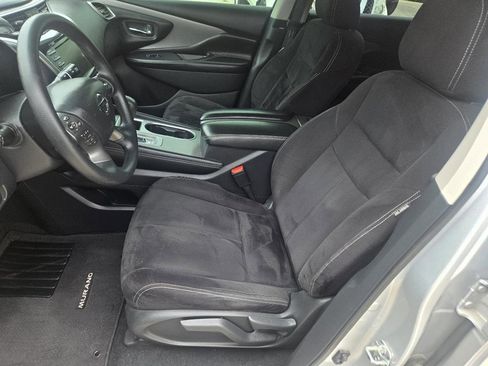 Used 2019 Nissan Murano S FWD image 9
