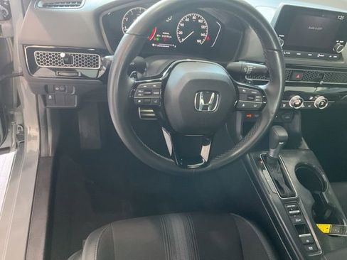 Certified 2025 Honda Civic Sport image 6