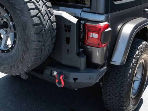 Used 2018 Jeep Wrangler Unlimited Rubicon w/ Dual Top Group image 33
