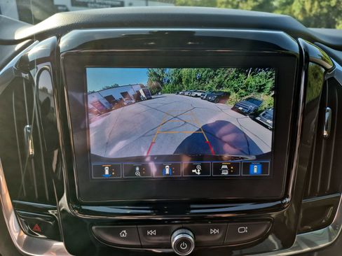 Certified 2023 Chevrolet Traverse Premier AWD/4WD image 16