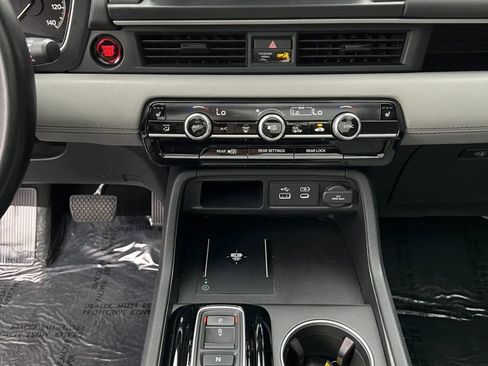Used 2025 Honda Pilot Touring image 20