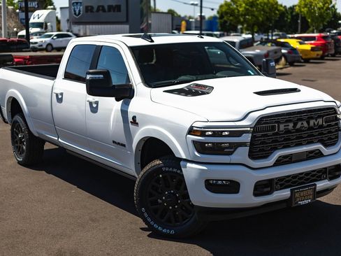 New 2025 RAM 2500 Limited image 2