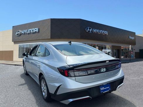 Certified 2025 Hyundai Sonata SE FWD image 5