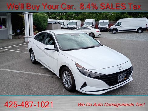 Used 2022 Hyundai Elantra SE FWD image 3