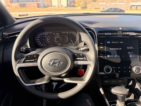 Used 2022 Hyundai Santa Cruz SE image 11