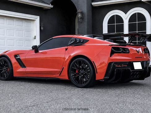 Used 2019 Chevrolet Corvette Z06 RWD image 4