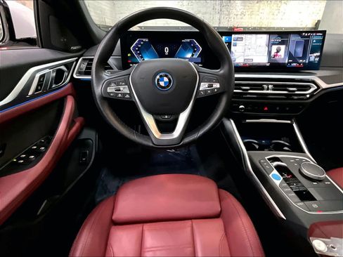 Used 2023 BMW i4 eDrive35 RWD image 8