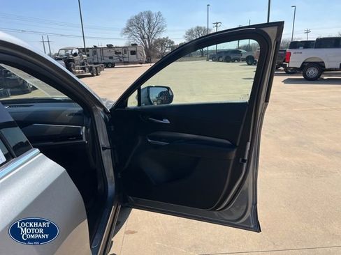 Used 2024 Cadillac XT4 Premium Luxury image 28