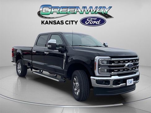 Used 2025 Ford F350 Lariat w/ Chrome Package image 1