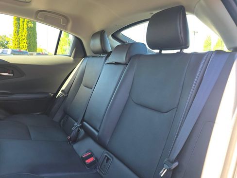 Used 2024 Toyota Prius XLE AWD/4WD image 17