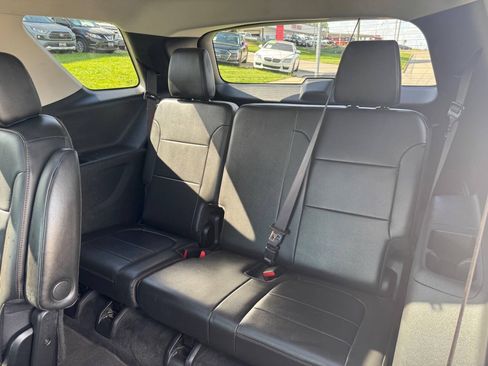 Used 2020 Chevrolet Traverse Premier AWD/4WD image 12