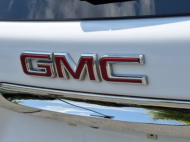 Used 2024 GMC Terrain SLE w/ Driver Convenience Package FWD image 30