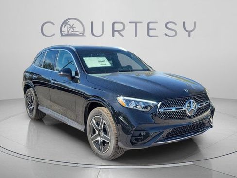 Certified 2026 Mercedes-Benz GLC 300 image 3