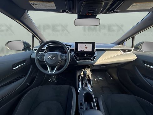 Used 2026 Toyota Corolla SE FWD image 11