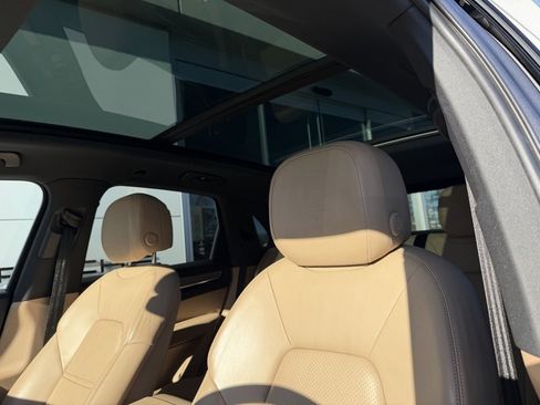 Used 2023 Porsche Cayenne image 22