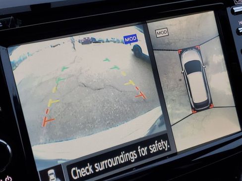 Used 2017 Nissan Murano S image 18