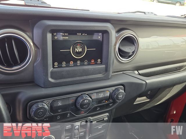 Used 2019 Jeep Wrangler Unlimited Sahara AWD/4WD image 7