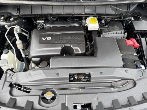 Used 2023 Nissan Pathfinder Platinum image 22