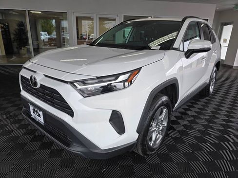 Used 2023 Toyota RAV4 XLE AWD/4WD image 7
